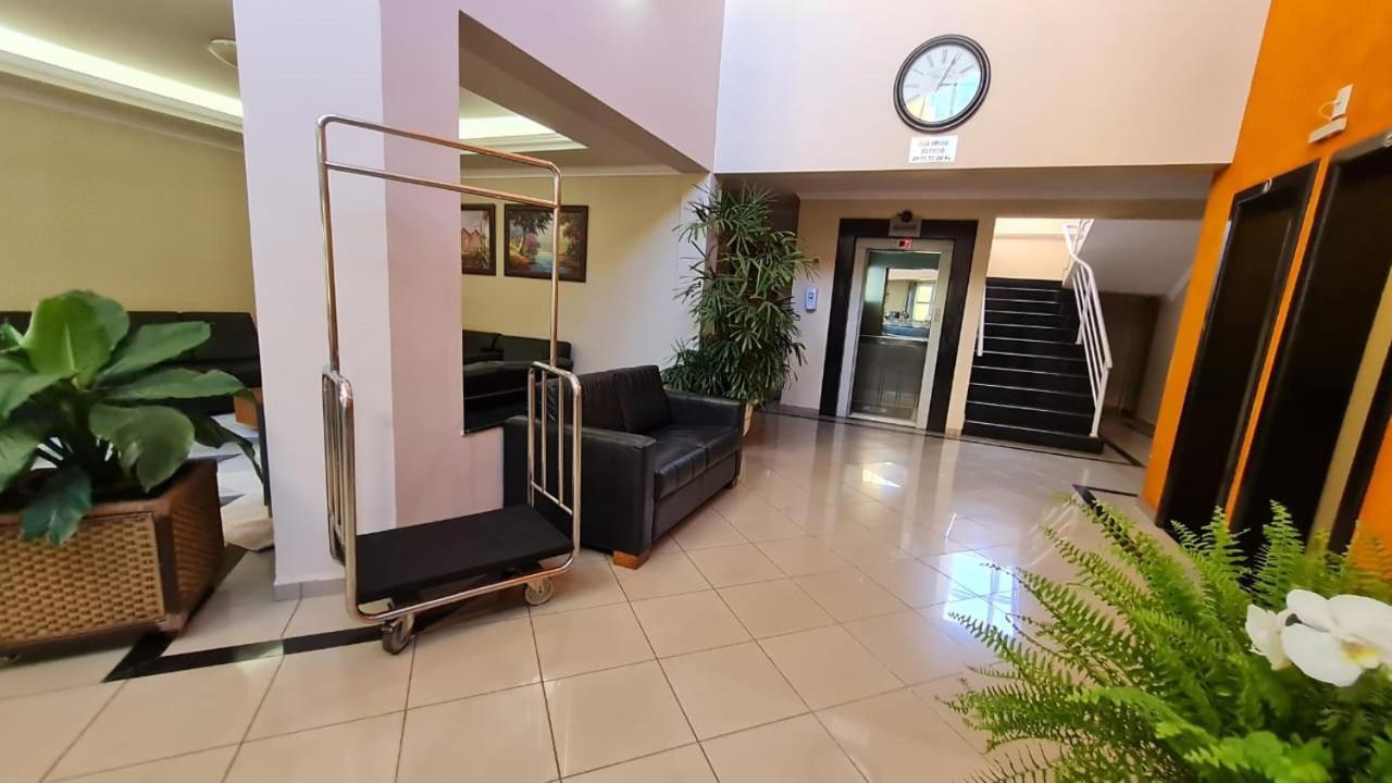 Hotel Jaguar Uberaba Kültér fotó
