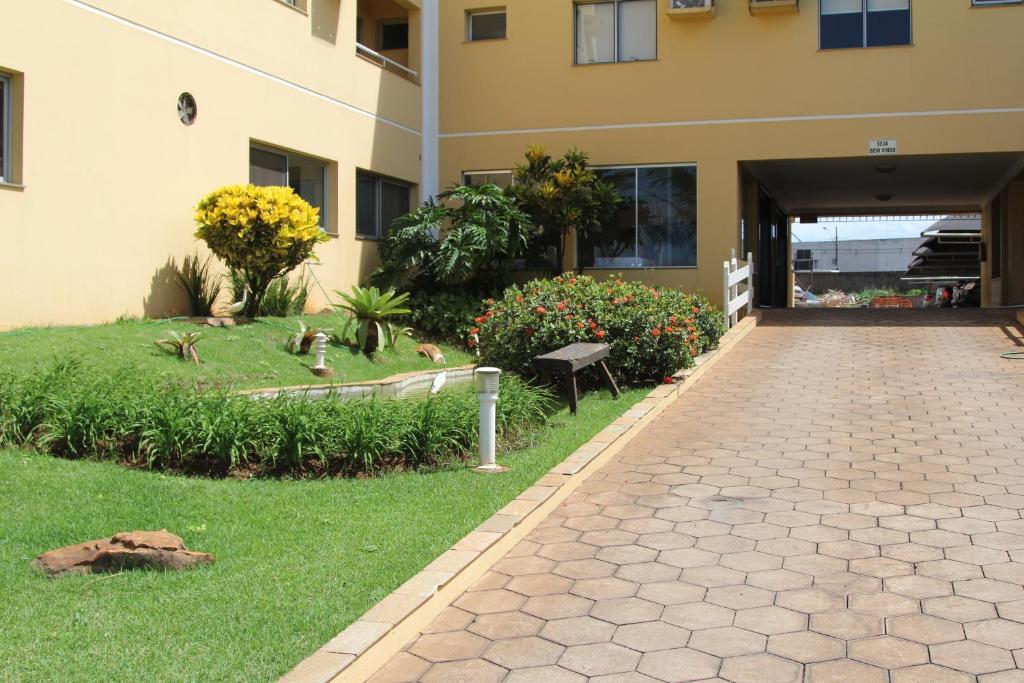 Hotel Jaguar Uberaba Kültér fotó